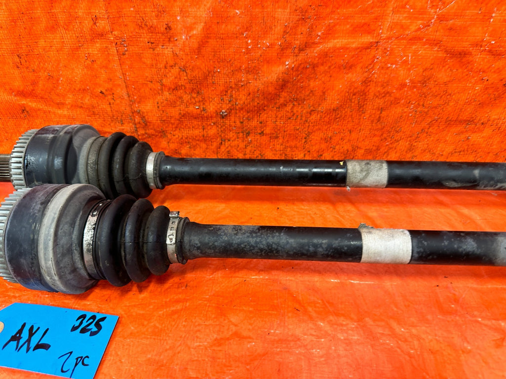 12 14 HYUNDAI GENESIS COUPE BK2 2.0L   LEFT AND RIGHT  AXLES DRIVESHAFTS OEM 3255