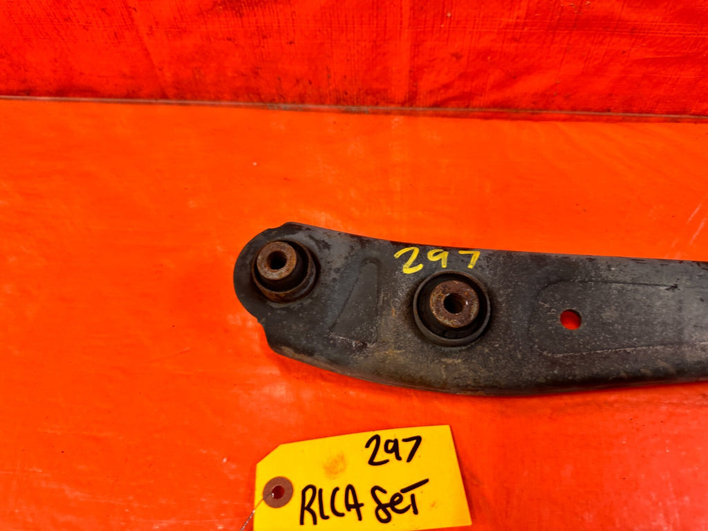 99 00 HONDA CIVIC SI EM1   REAR SWAY BAR MODEL REAR LOWER CONTROL ARMS   OEM 2973