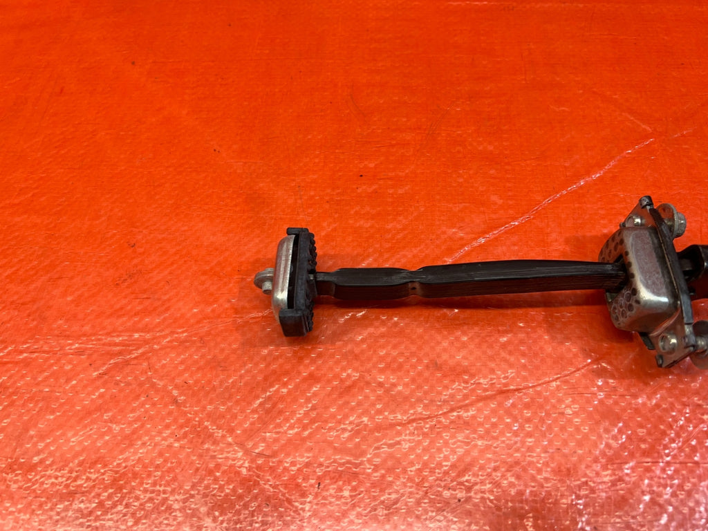 09 14 ACURA TSX   PASSENGER REAR DOOR CHECKER HINGE ARM STOPPER   OEM #16810