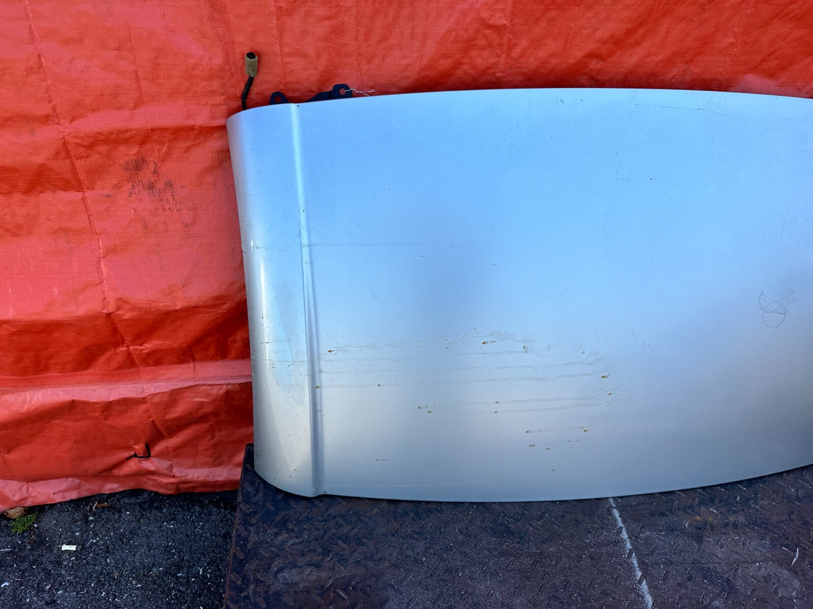 02 10 LEXUS SC430   CONVERTIBLE ROOF TOP   TOP PORTION OF CONVERTIBLE   OEM 2885