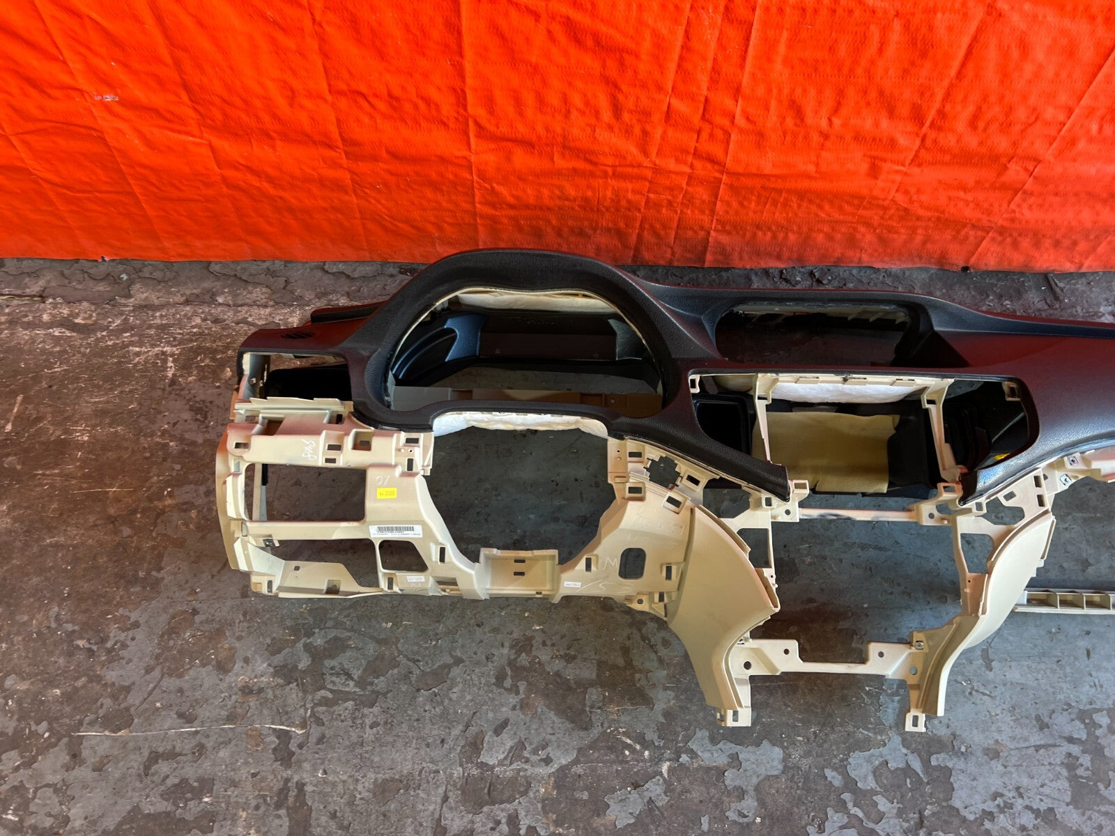 09 14 ACURA TSX   DASHBOARD PANEL DASH BOARD   BLACK & IVORY TRIM   OEM #1586