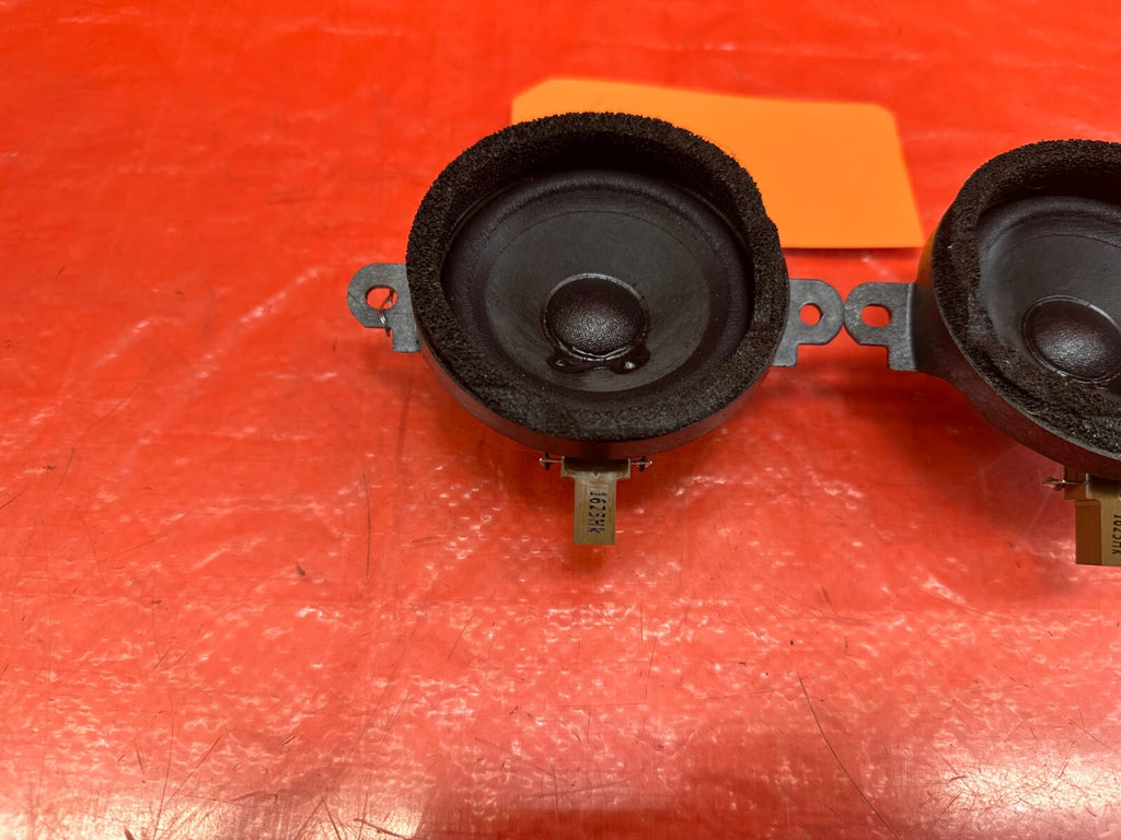 14 20 INFINITI Q50 LEFT AND RIGHT FRONT INTSIDE THE DOOR PANEL SPEAKERS OEM #2229