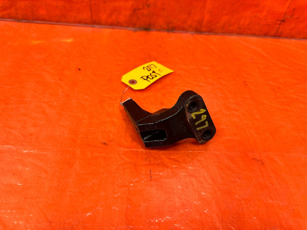 96 00 HONDA CIVIC   D16Y8 D16Y7   ENGINE MOTOR POST MOUNT BRACKET   OEM FACTORY1
