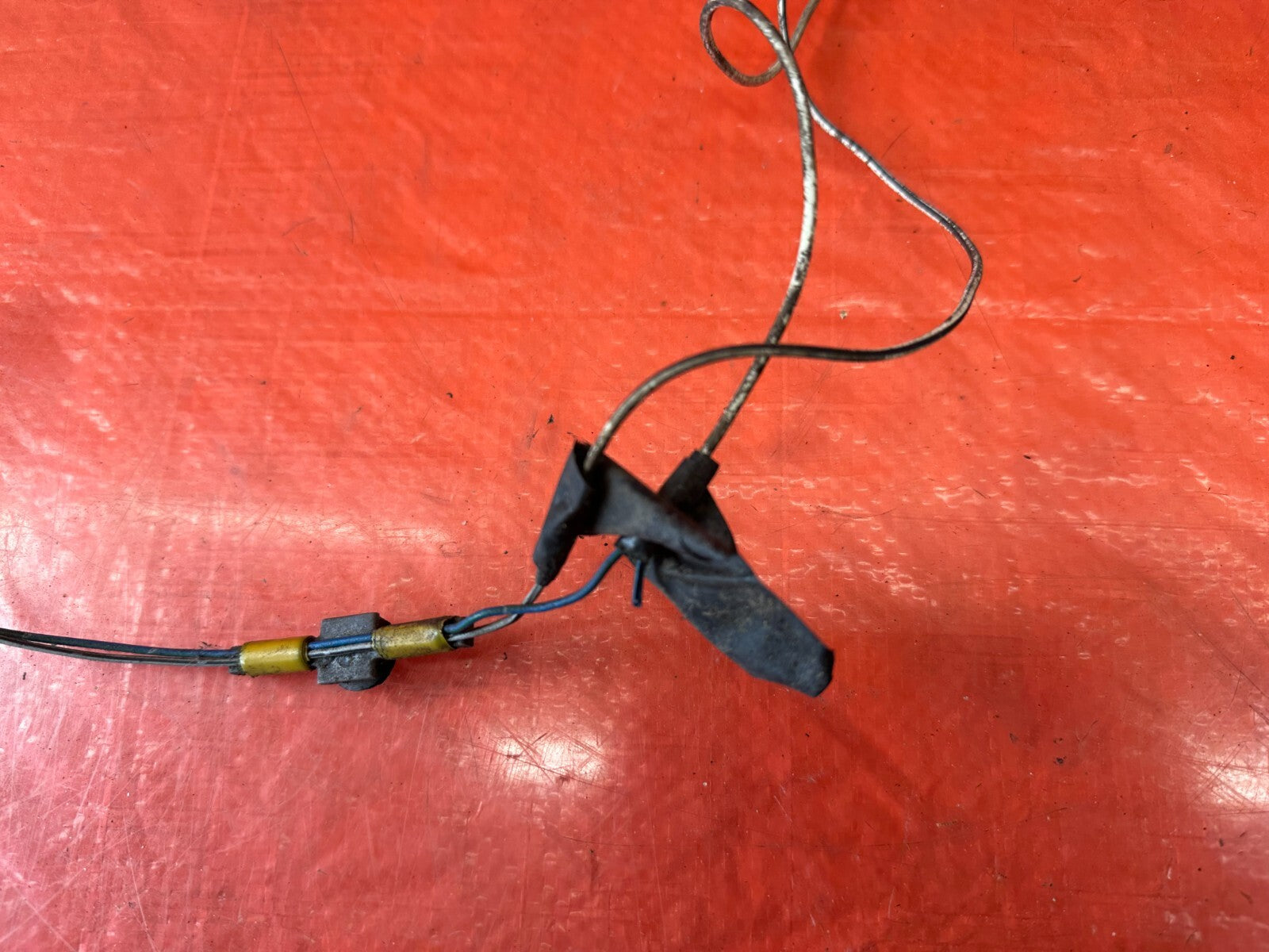 92 95 HONDA CIVIC DX   COUPE HATCH   DRIVER LEFT DOOR WIRING HARNESS   OEM 2366
