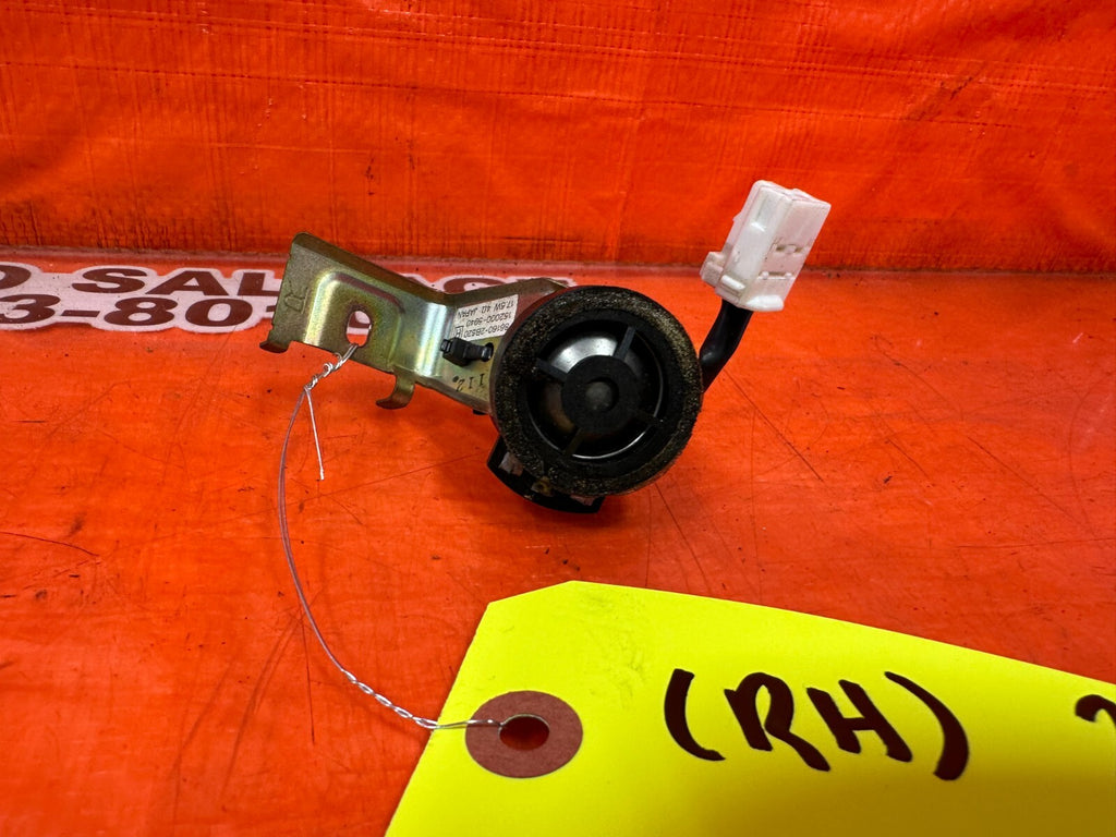 2000 00 TOYOTA CELICA GTS GT S PASSENGER RIGHT DOOR TWEETER SPEAKER   OEM #2505