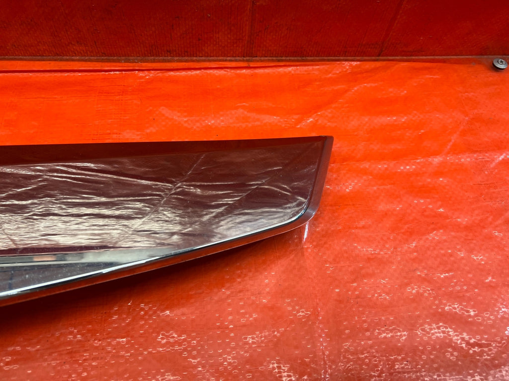 09 10 ACURA TSX   FRONT BUMPER GRILLE   CHROME MOLDING PORTION   FLAW   OEM #1684