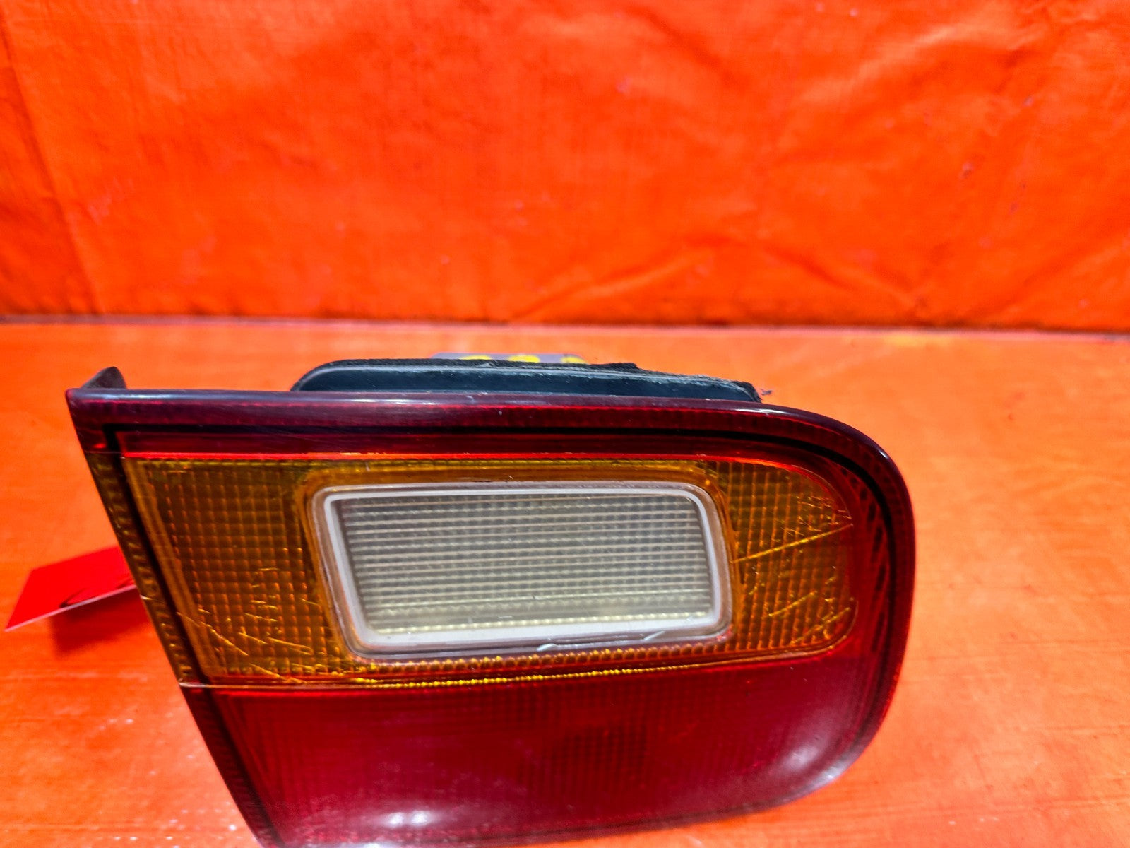 92 95 HONDA CIVIC   2D COUPE   LEFT   INNER TAIL LIGHT LAMP   OEM 3272