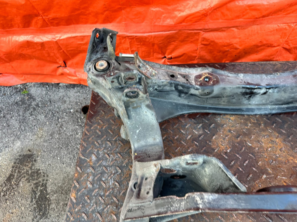 92 00 LEXUS SC300   REAR SUBFRAME SUB FRAME BRACKET BRACE   OEM FACTORY #27614