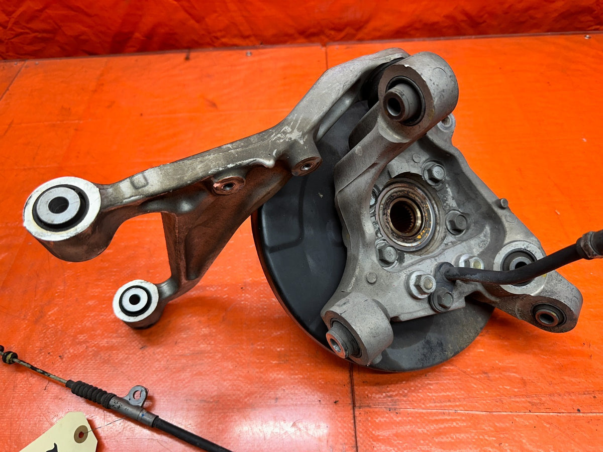 03-08 NISSAN 350Z LEFT REAR SPINDLE KNUCKLE HUB WITH CONTROL ARMS OEM #3469