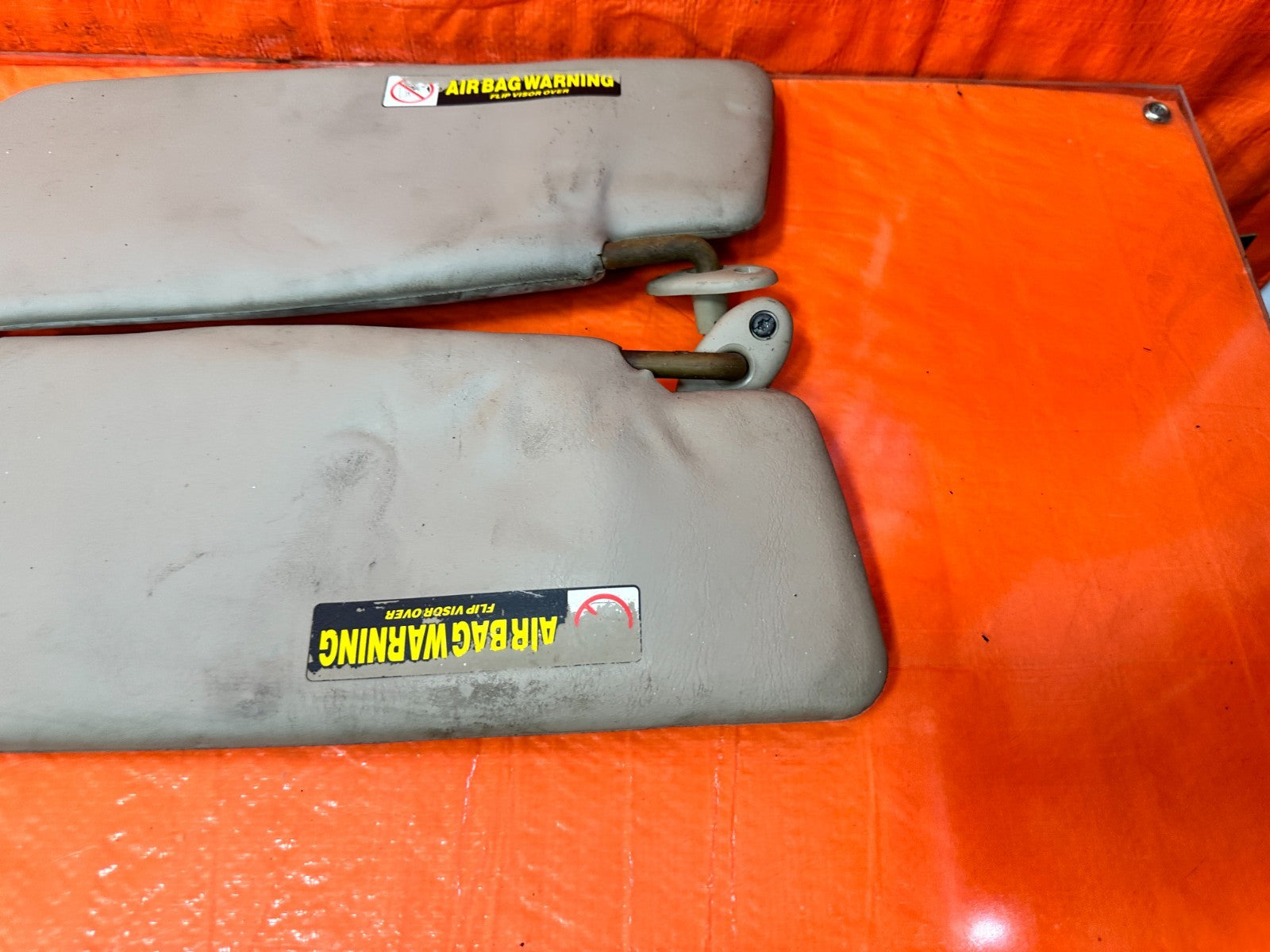 97 01 HONDA PRELUDE   LEFT AND RIGHT SUN VISORS PAIR SET   TAN   OEM #3231