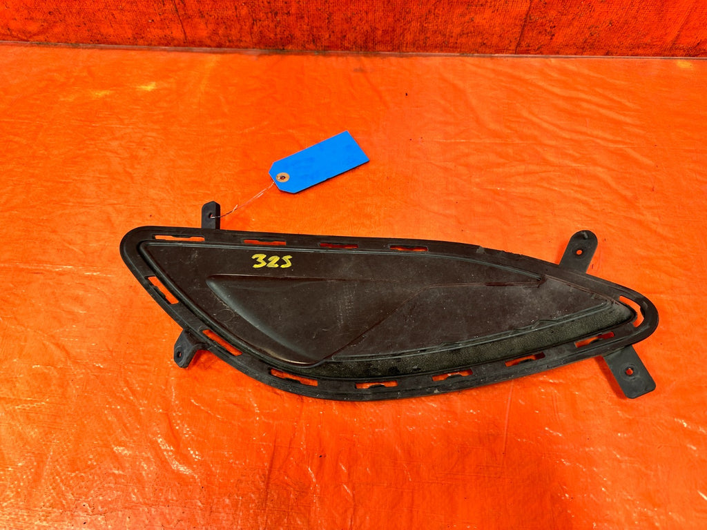 12 14 HYUNDAI GENESIS COUPE BK2 2.0L   LEFT FOG LISGHT COVER 86551 2M320 OEM 3253