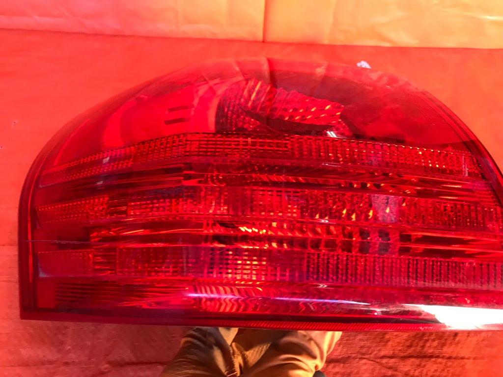 OEM 2010 2011 2012 NISSAN ROGUE DRIVER LEFT OUTER TAIL LIGHT LAMP L LH 10 11 123
