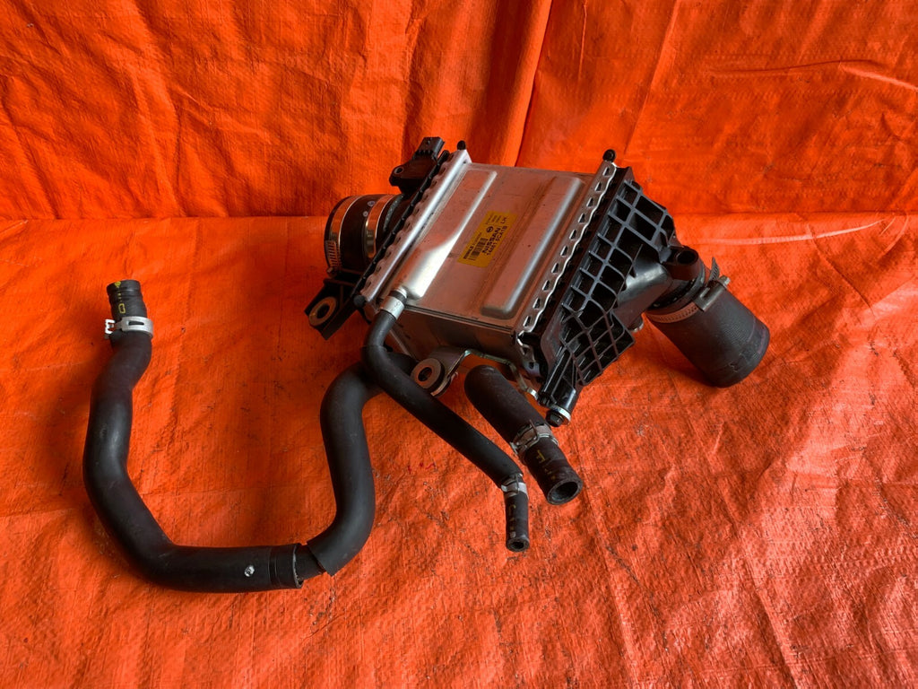 OEM 2016   2018 INFINITI Q50 3.0 VR30DDTT   INTERCOOLER   DRIVER LEFT FITMENT0