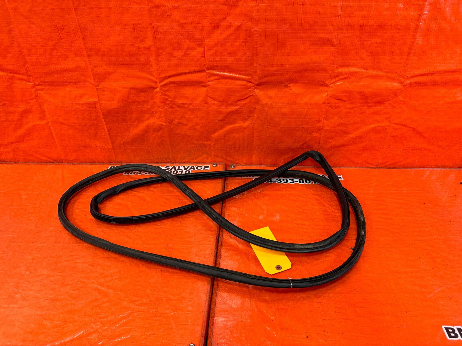 02 06 ACURA RSX   PASSENGER RIGHT FRONT   WEATHER STRIP TRIM SEAL GASKET OEM 2547