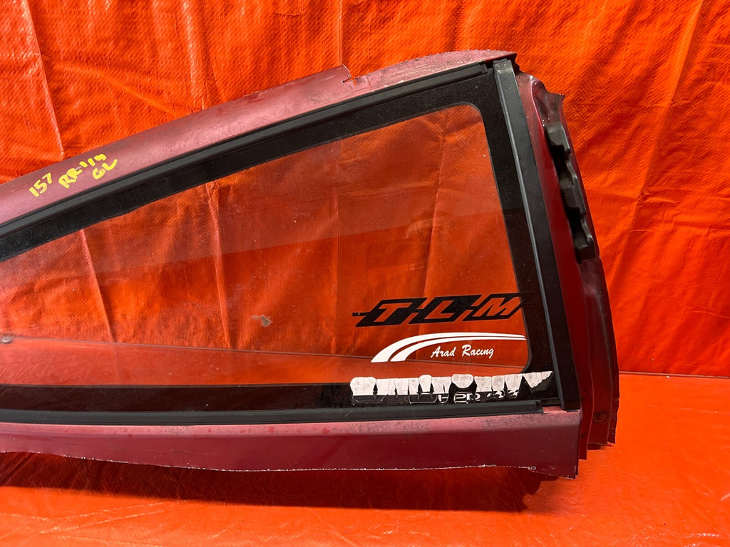 90 91 HONDA CRX   PASSENGER RIGHT REAR 1/4 GLASS WINDOW   OEM FACTORY #1575