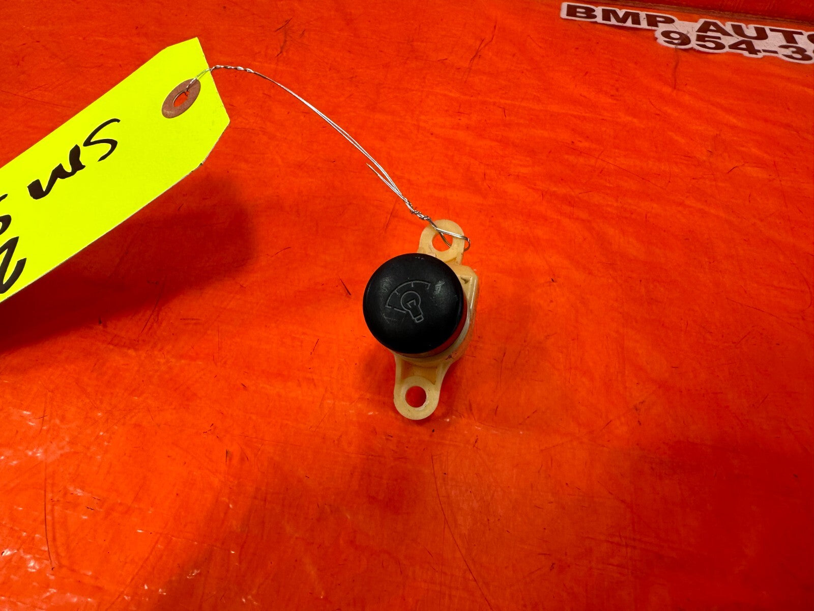 00 05 TOYOTA CELICA   DIMMER SWITCH FOR GAUGE CLUSTER & CLIMATE CONTROL OEM 2504