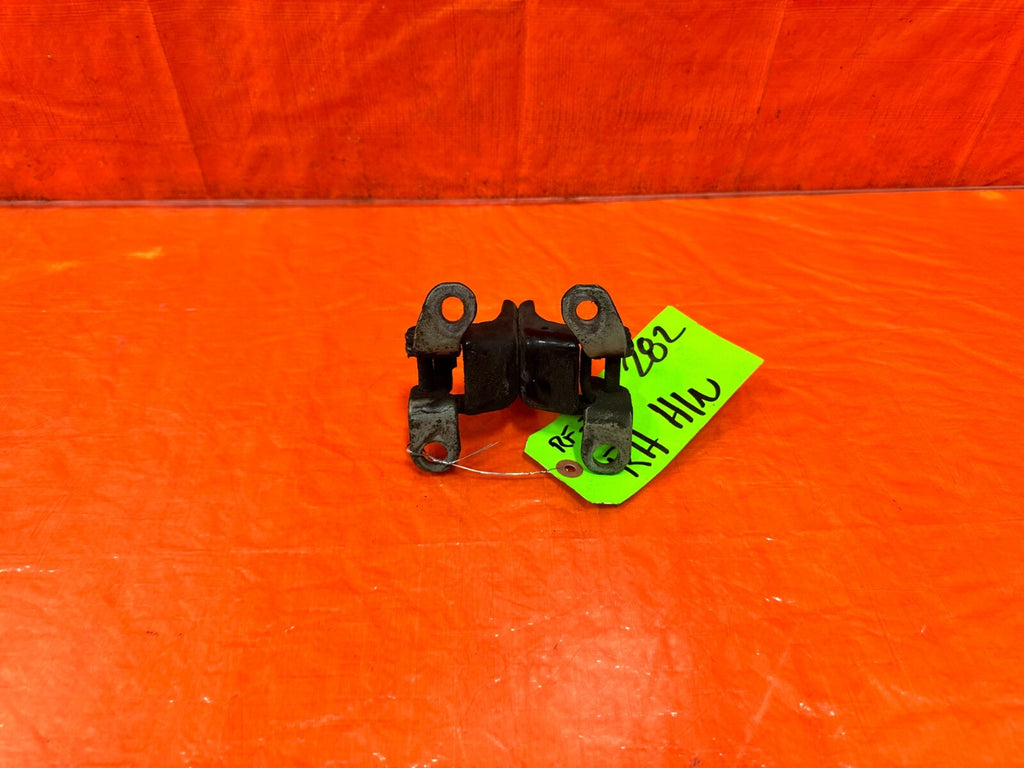 06 11 CIVIC 4D SEDAN   DOOR HINGE SET   UPPER & LOWER RIGHT FRONT SIDE OEM #2822