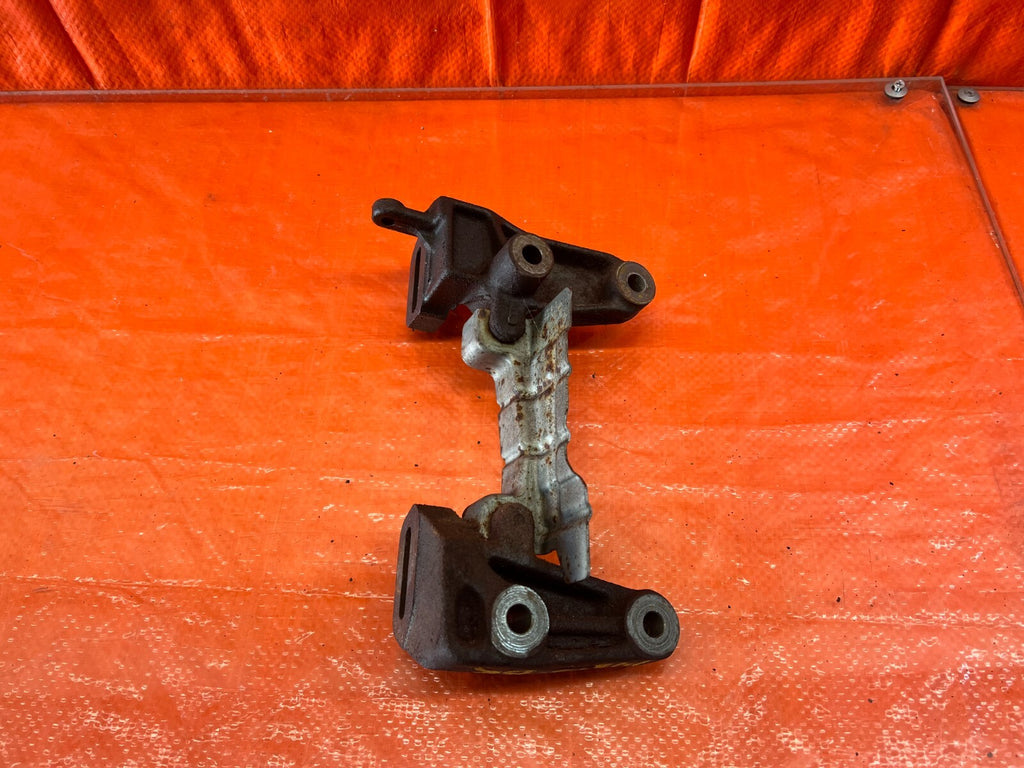 94 01 ACURA INTEGRA LS RS GS NON VTEC   POWER STEERING PUMP BRACKET SET OEM #1488