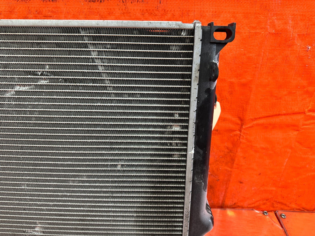 18 20 DODGE CHARGER GT 6 CYLINDER MODEL   RADIATOR WITH FAN   OEM #3LI14