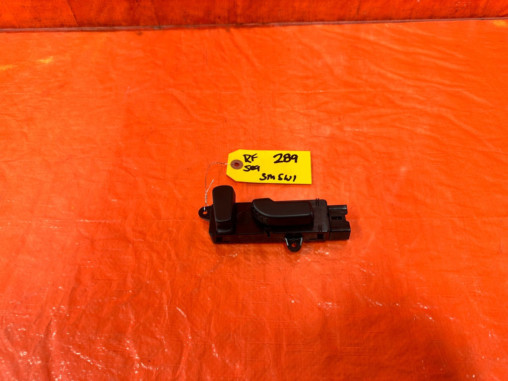 17 20 INFINITI Q60   PASSENHER RIGHT FRONT   SEAT CONTROL SWITCH   OEM #2890