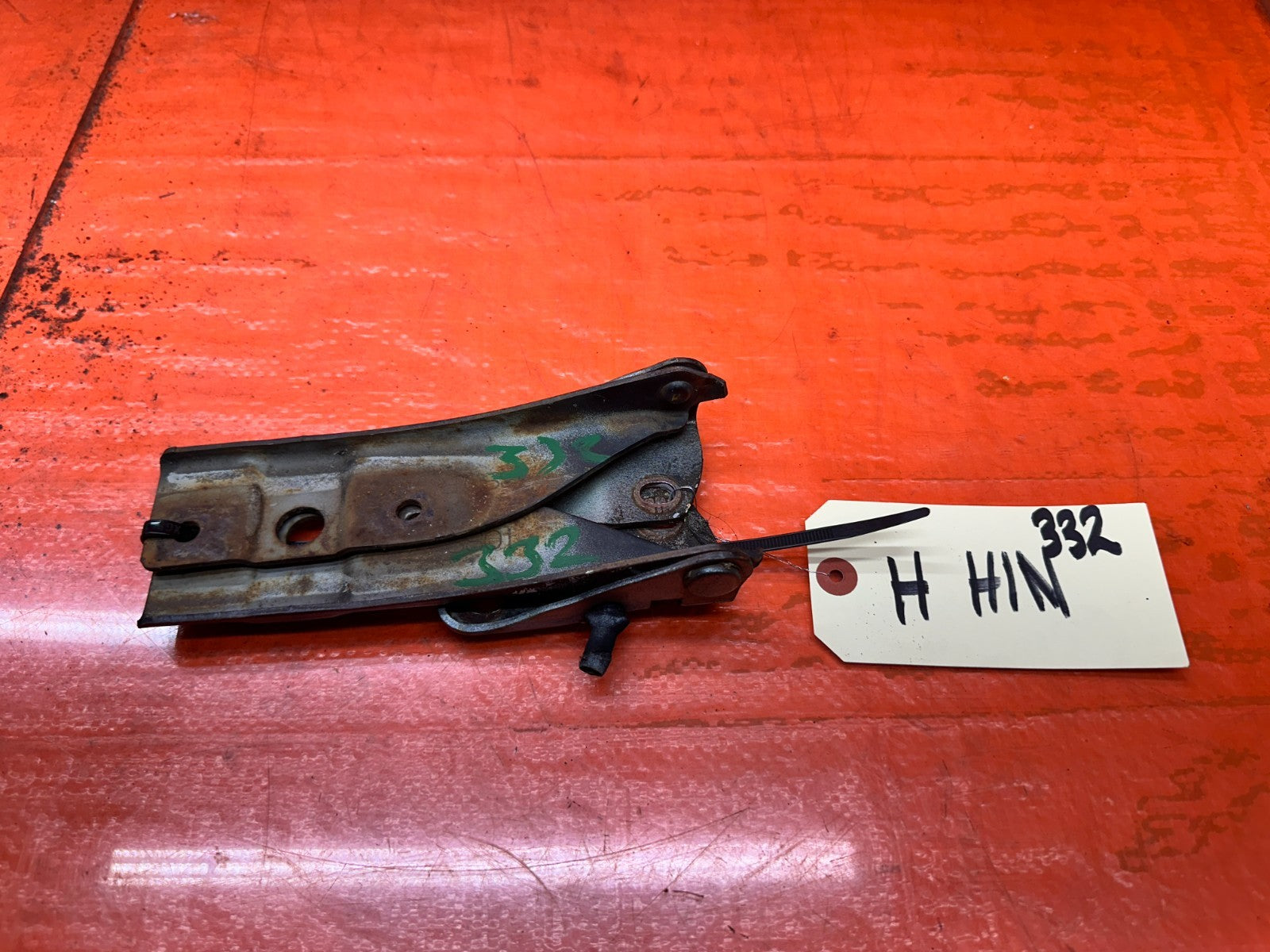 92 96 HONDA PRELUDE HOOD HINGES LEFT RIGHT OEM #3320