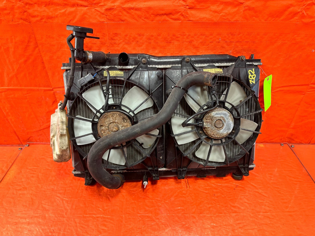 06 11 HONDA CIVIC SI   K20Z3 6 SPEED MANUAL RADIATOR ASSEMBLY   OEM FACTORY #2828