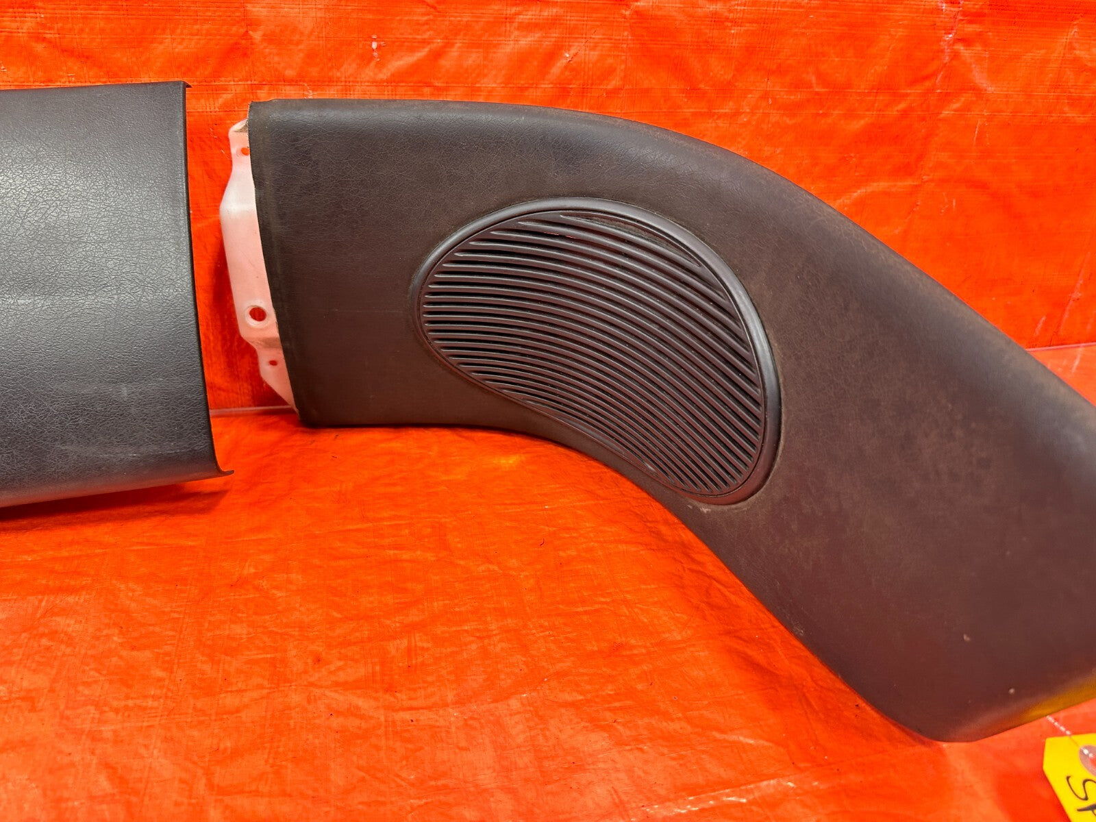 93 97 HONDA DEL SOL   REAR SPEAKER TRIM   BLACK COLOR   ALL 3 PIECES   OEM #2953