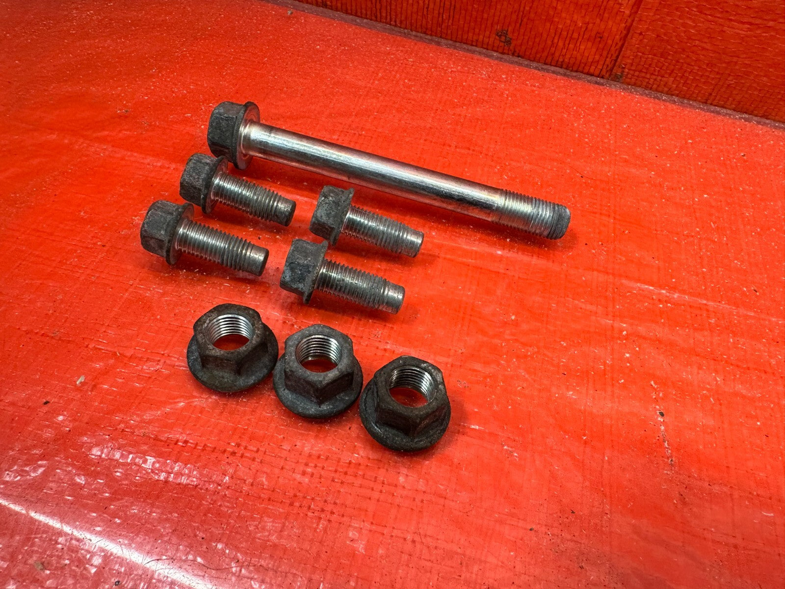 08 15 LANCER EVOLUTION X EVO 10   DRIVER LEFT MOTOR MOUNT BOLTS HARDWARE OEM 2175