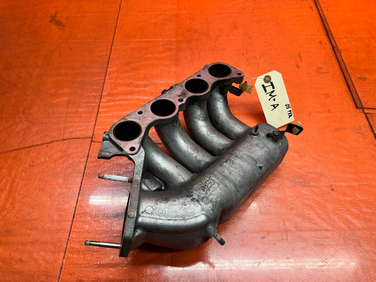 04-05 ACURA TSX 2.4L K24A2 ALUMINUM OUTER INTAKE MANIFOLD PLENUM COVER OEM #05 T7