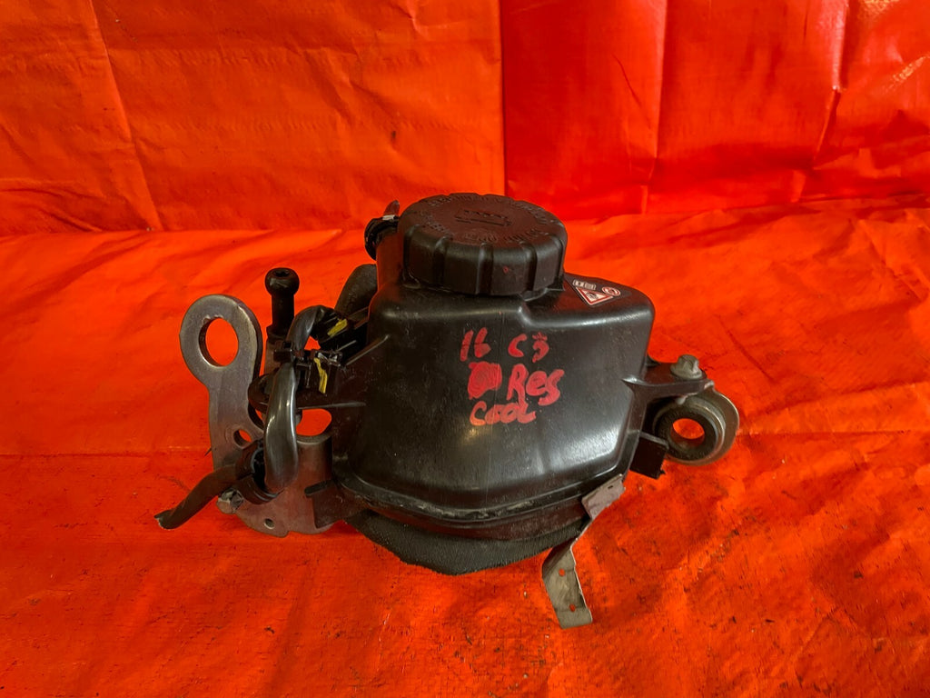 15 19 MERCEDES BENZ C300 SEDAN   COOLANT EXPANSION TANK RADIATOR RESERVOIR   OEM1