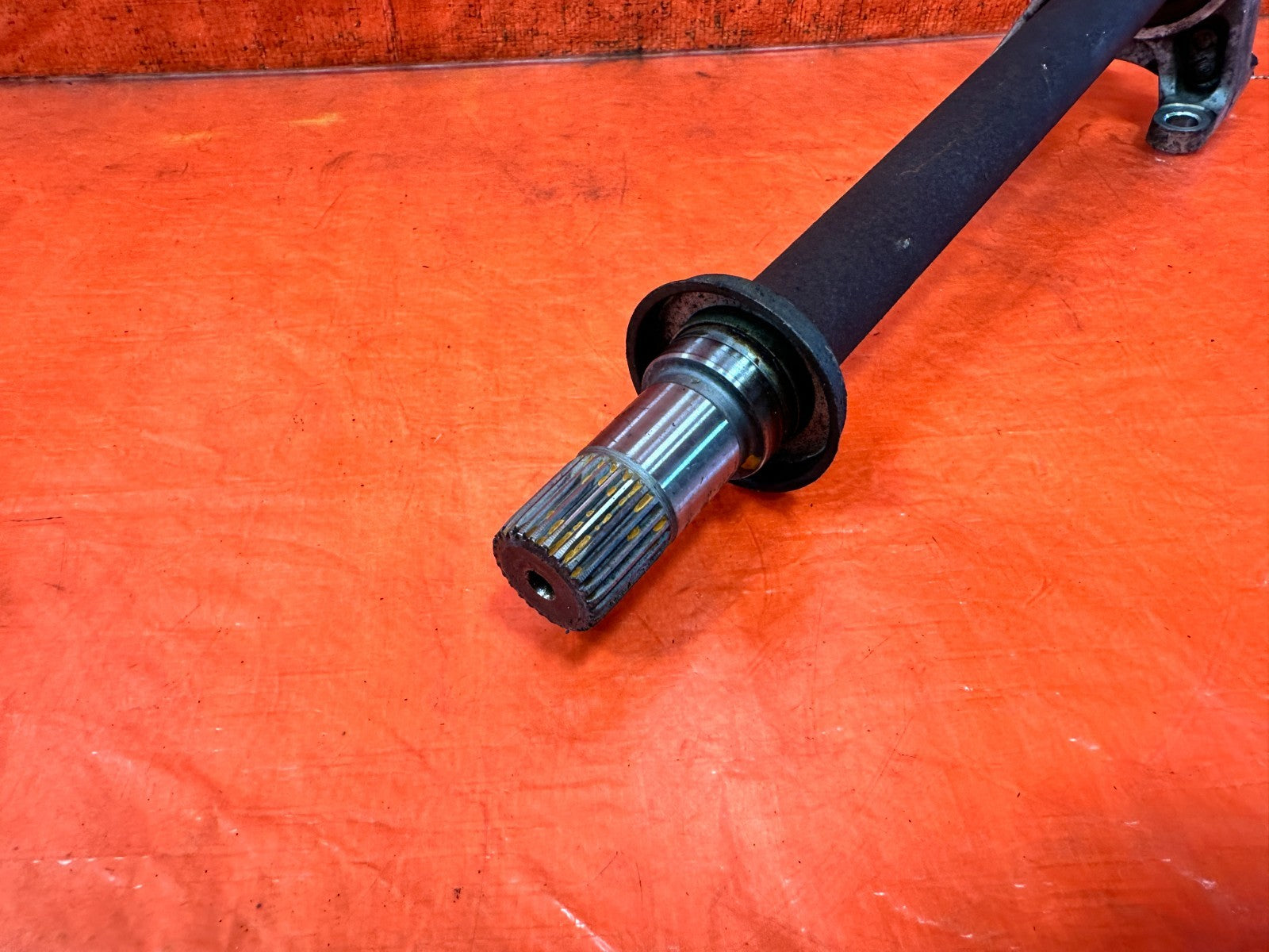 04 08 ACURA TSX   K24A2   AUTOMATIC   INTERMEDIATE MID HALF JACK SHAFT OEM #3225