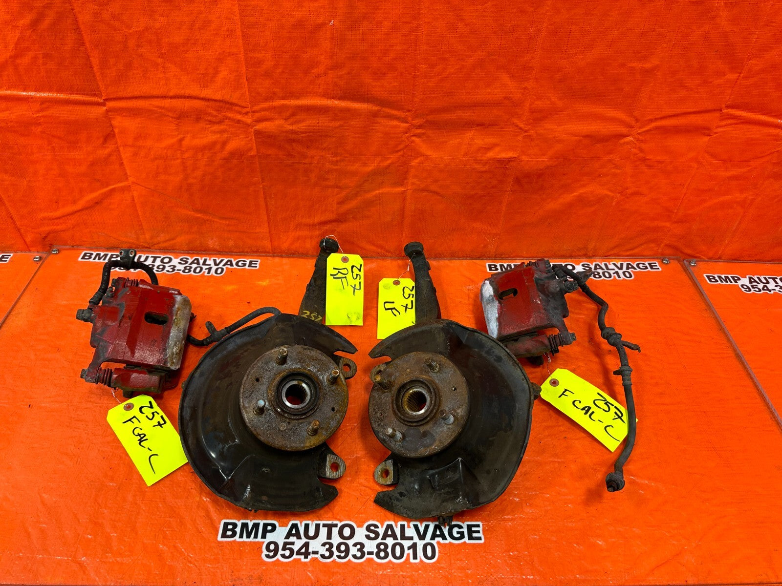 94 01 INTEGRA FRONT SPINDLE SET UP CALIPERS SPINDLES KNUCKLE HUB LEFT RIGHT #2570
