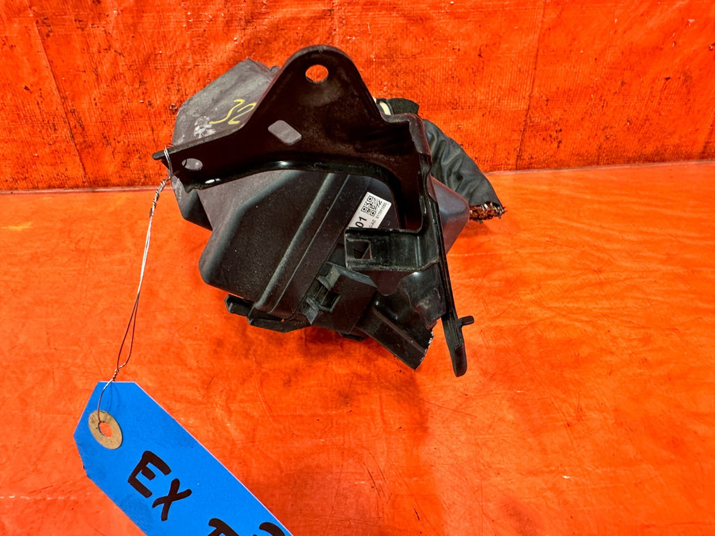 09 14 ACURA TSX   UNDER THE HOOD ENGINE BAY FUSE BOX PANEL   OEM 3212