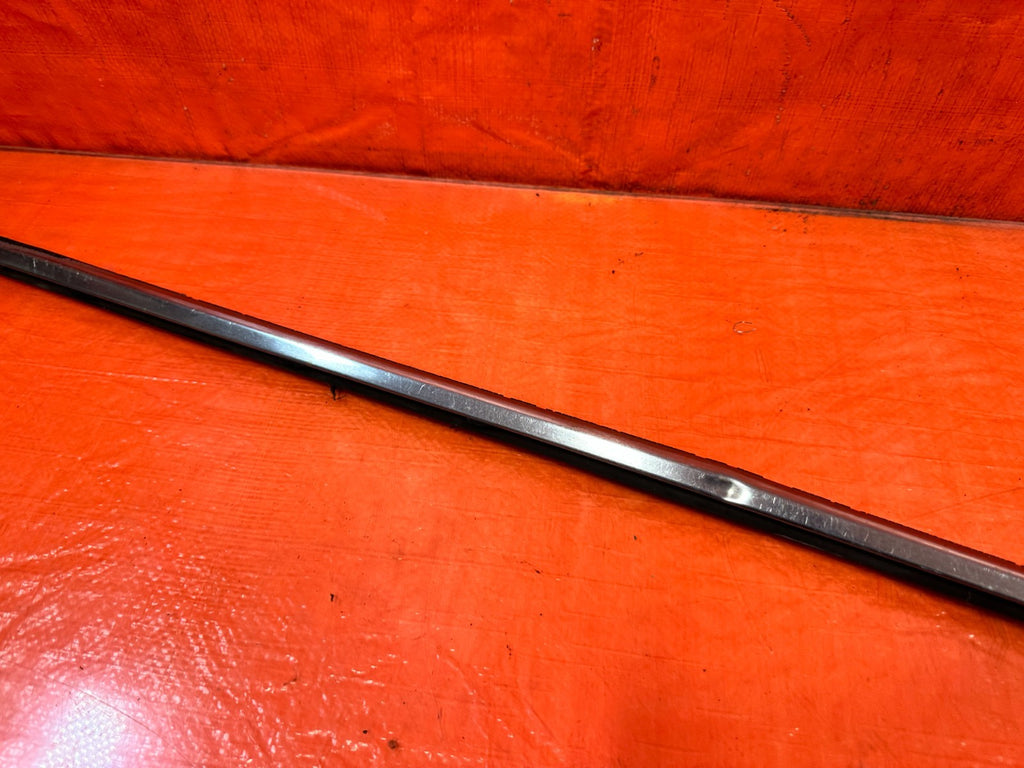 92 95 HONDA CIVIC   2D COUPE PASSENGER RIGHT EXTERIOR WINDOW GLASS TRIM OEM 3276