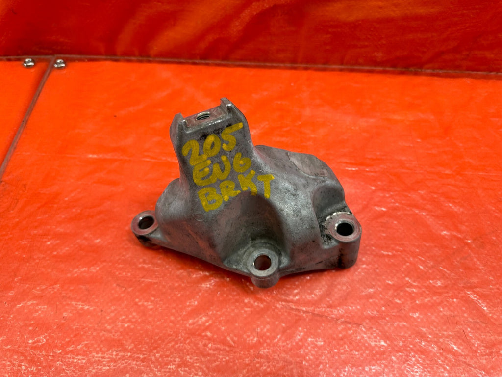 04 08 ACURA TSX   FRONT ALUMINUM ENGINE MOUNTING BRACKET   OEM #2050