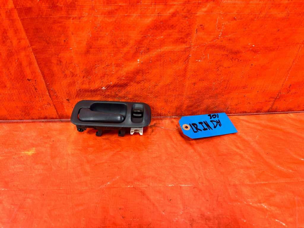 97 01 HONDA CR V CRV   LEFT REAR INTERIOR DOOR HANDLE TRIM W/ LOCK OEM 3010