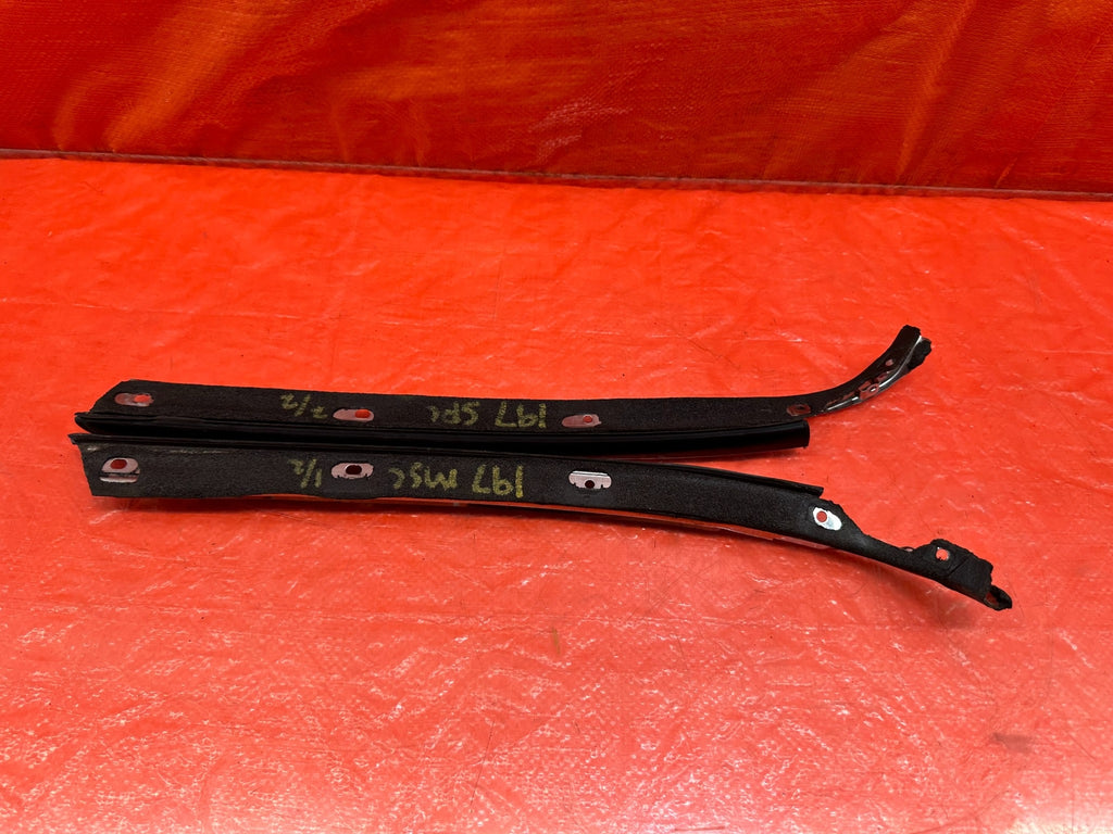 00 09 HONDA S2000   WINDSHIELD TRIM SET   LEFT AND RIGHT   OEM FACTORY #19711