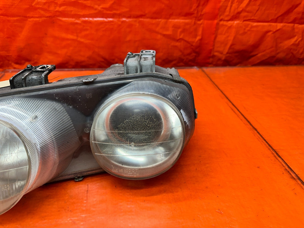 94-01 ACURA INTEGRA 4D SEDAN FRONT LEFT DRIVER HEADLIGHT LAMP ASSEMBLY #3404