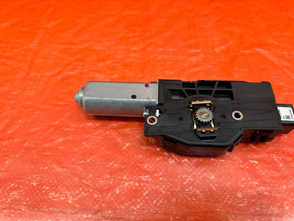 14 20 INFINITI Q50   SUNROOF MOONROOF SLIDING ROOF   MOTOR   OEM FACTORY OE #18511