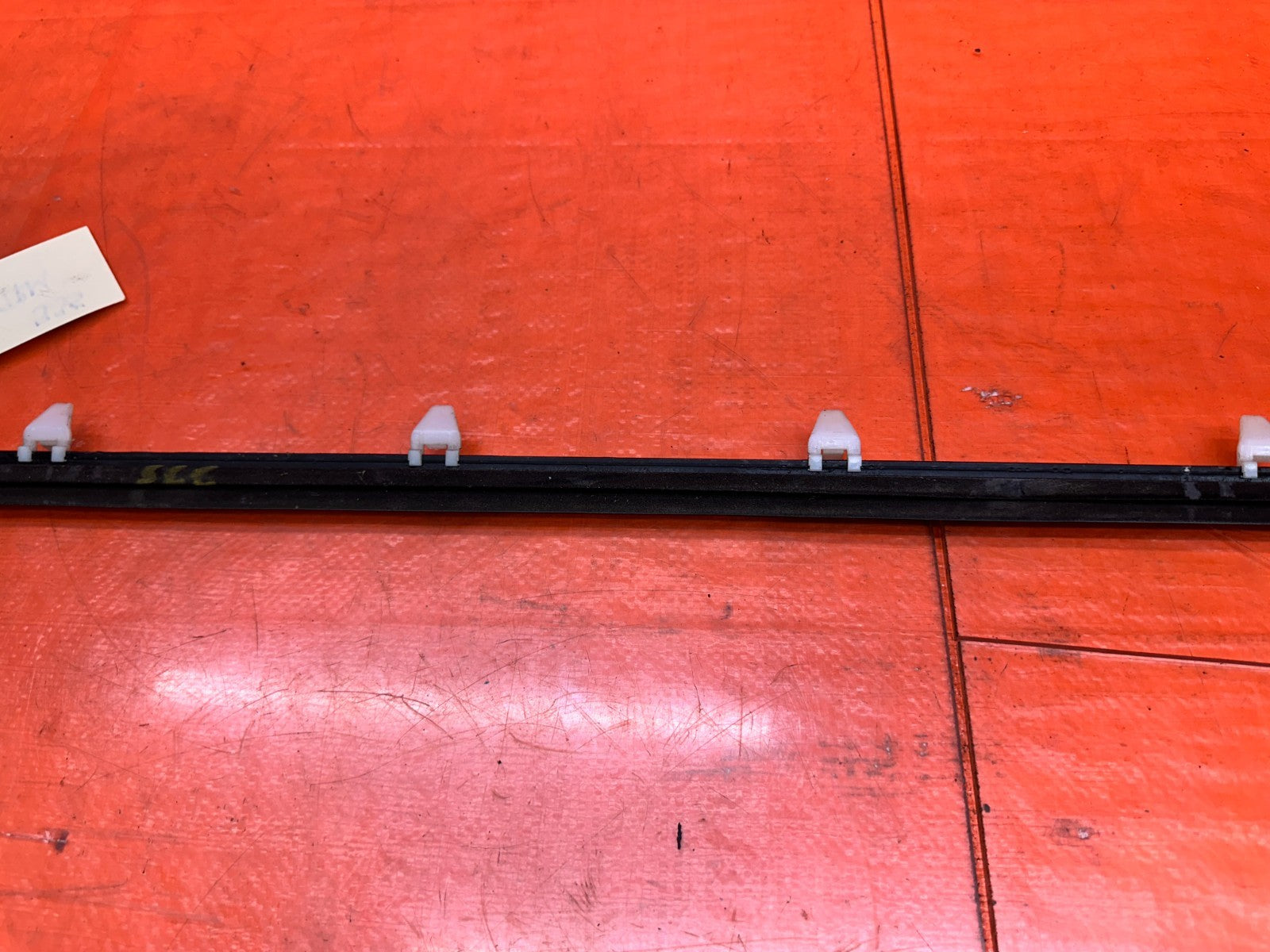 97 01 HONDA PRELUDE 2.2L PASSENGER RIGHT DOOR WINDOW GLASS TRIM MOLDING OEM #3359