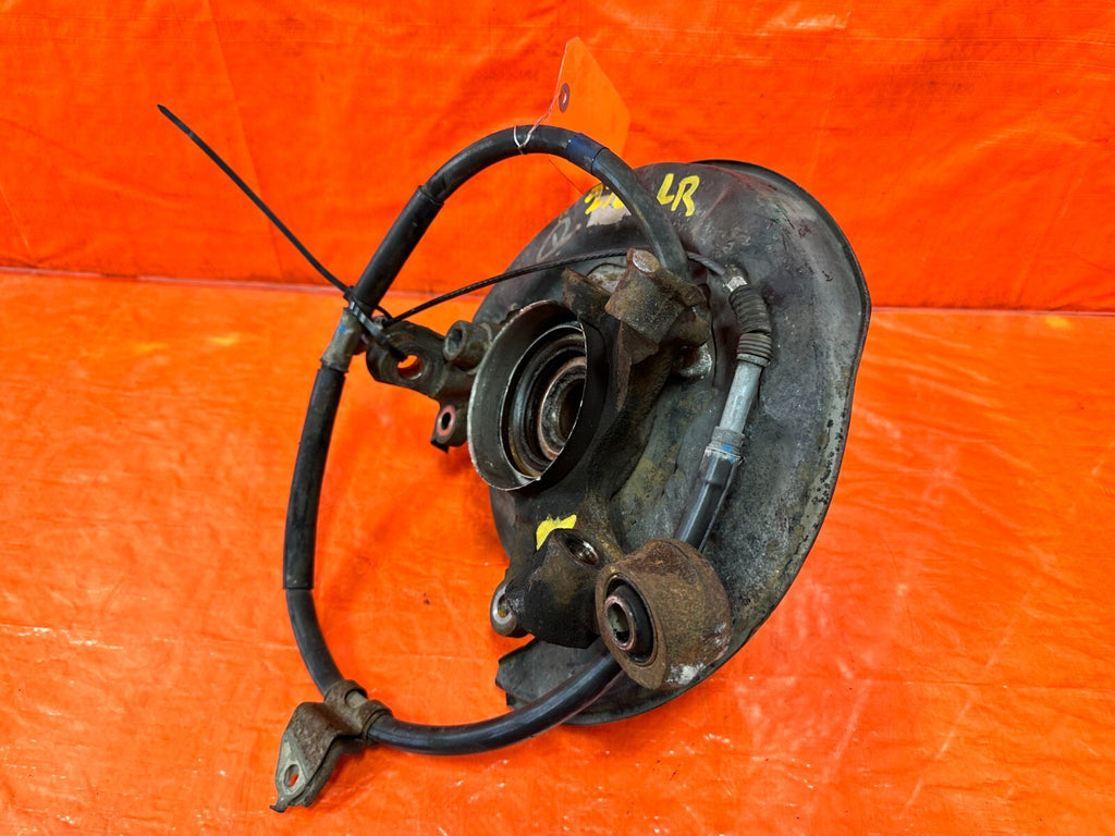 92 00 LEXUS SC300   DRIVER LEFT REAR   SPINDLE KNUCKLE HUB   OEM FACTORY #27613