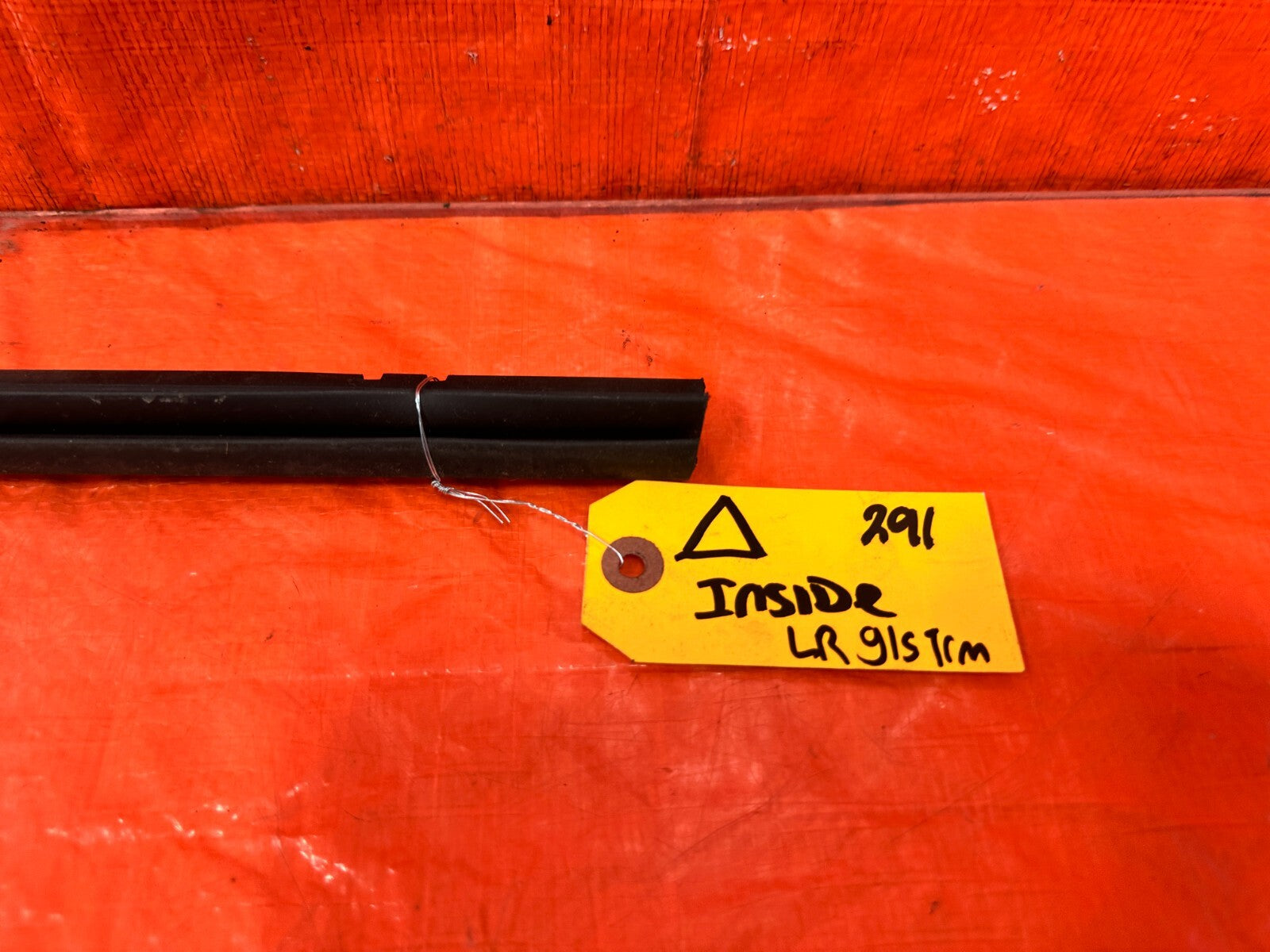 04 08 ACURA TSX   DRIVER LEFT REAR   INTERIOR INSIDE GLASS TRIM SEAL OEM 2911