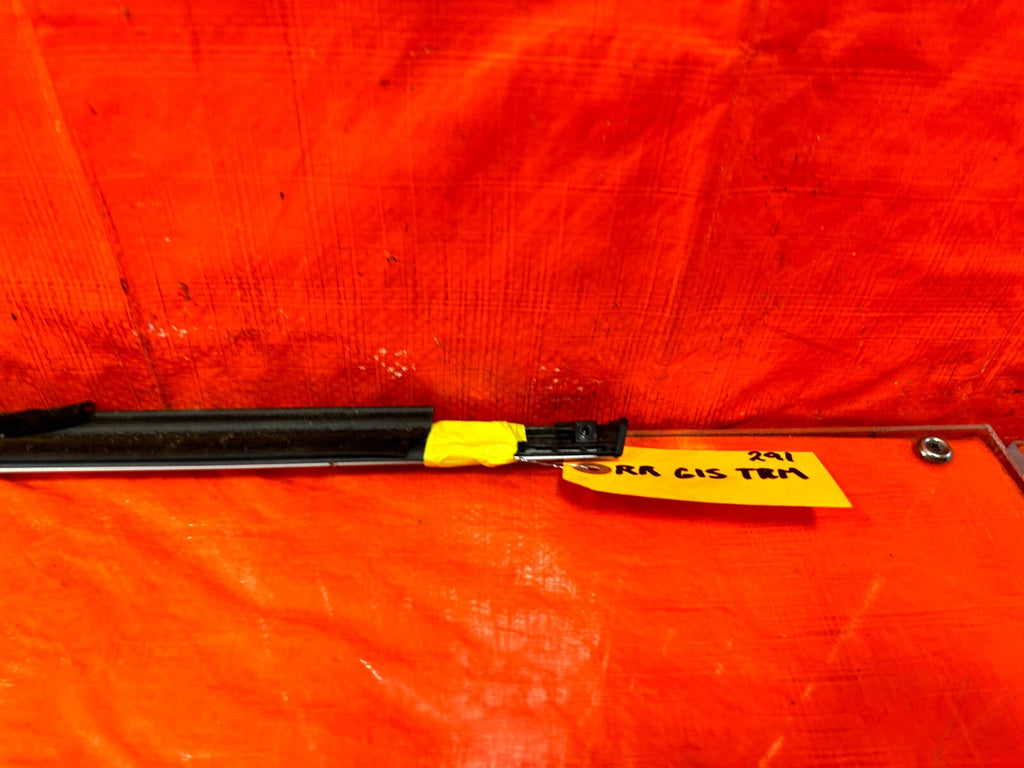 04 08 ACURA TSX   RIGHT REAR EXTERIOR WINDOW GLASS TRIM   OEM FACTORY #29110