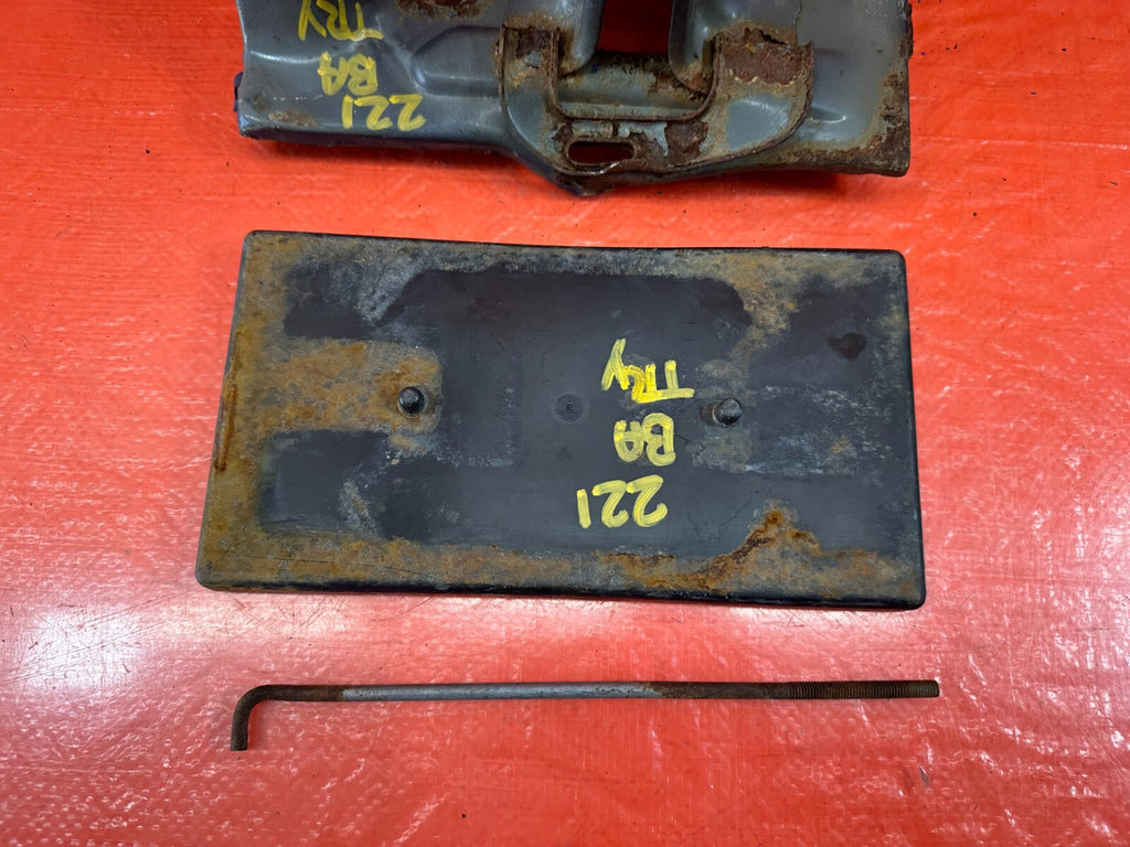 HONDA & ACURA   INTEGRA CIVIC DEL SOL   BATTERY TRAY   OEM FACTORY OE #2219