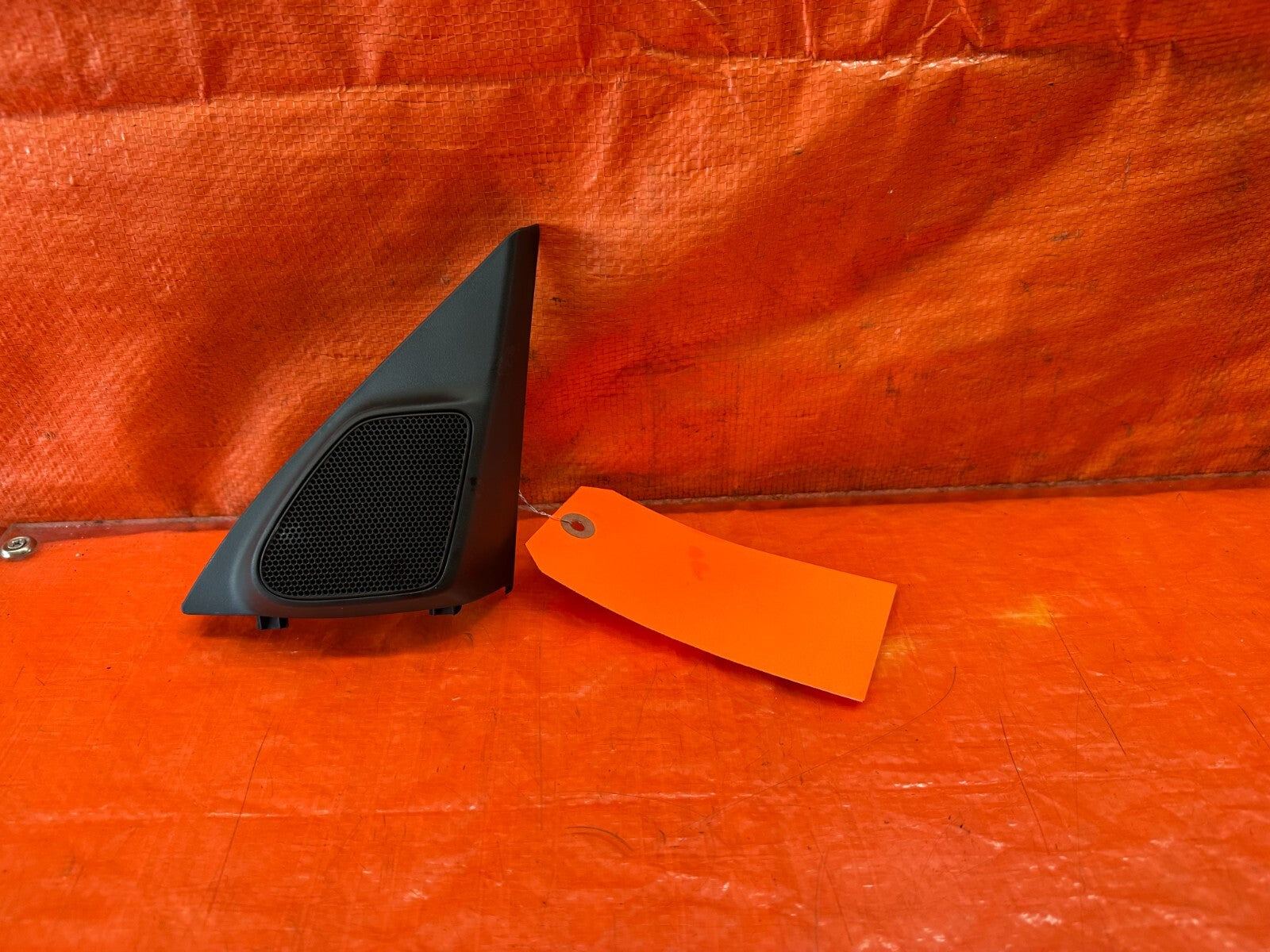 08 12 HONDA ACCORD SEDAN   PASSENGER RIGHTA TWEETER W/ GARNISH TRIM   OEM #2394