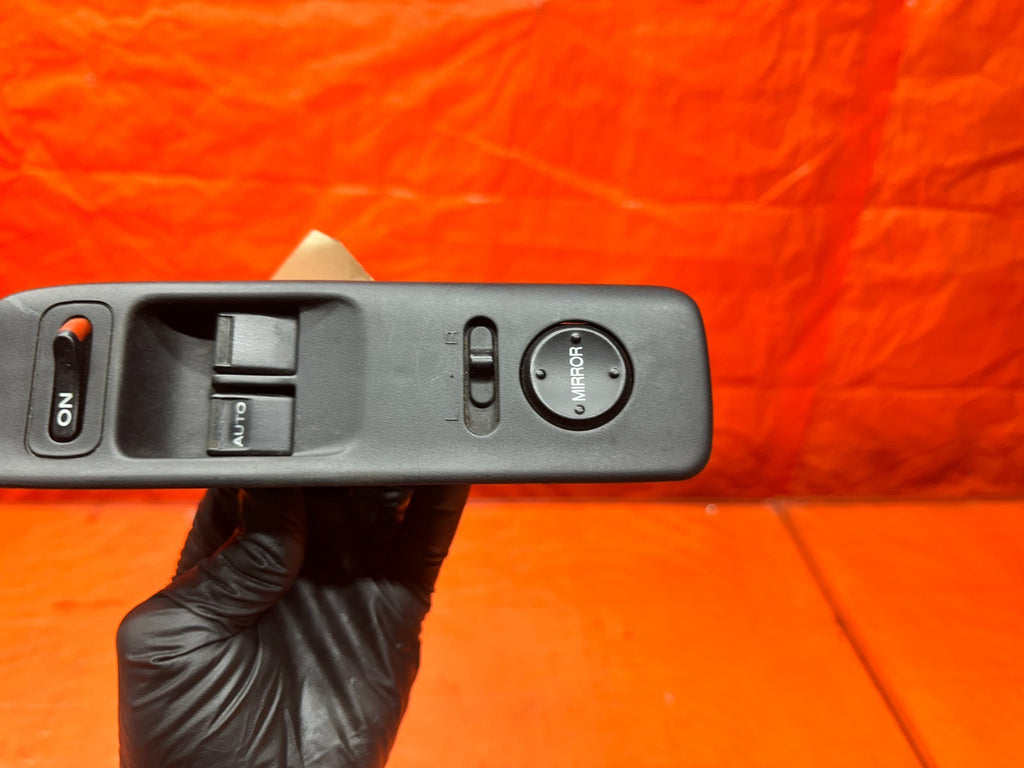 00 03 HONDA S2000 AP1 2.0L LEFT DRIVER MASTER DOOR POWER WINDOW SWITCH OEM #3375