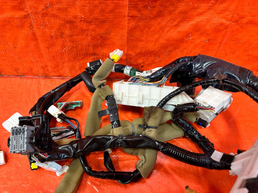 09 10 INFINITI G37 CONVERTIBLE   MAIN HARNESS   PART # 24010 1NY0B   OEM 3105