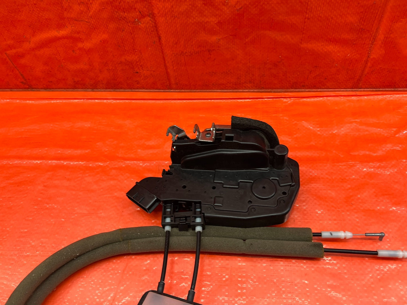 08 15 INFINITI G37 & Q60   PASSENGER RIGHT DOOR LOCK ACTUATOR LATCH   OEM #18812