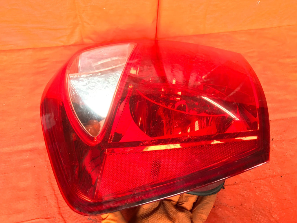 OEM 2007 2008 2009 KIA SPECTRA 5DR HATCHBACK DRIVER LEFT TAIL LIGHT LAMP 07 087