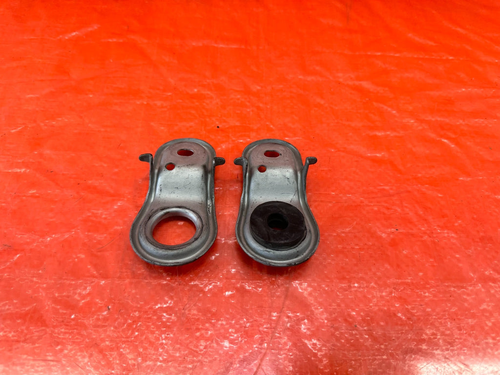 00 09 HONDA S2000   RADIATOR MOUNTING BRACKET SET LEFT & RIGHT OEM FACTORY #19710